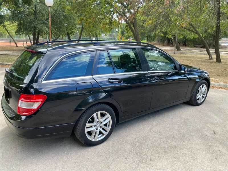 Mercedes-Benz C 220, снимка 5 - Автомобили и джипове - 47285129