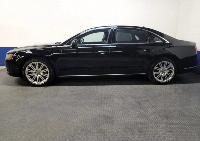 Audi A8 L* Matrix* HeadsUP* Massage* 360* BlindeSpot* , снимка 2 - Автомобили и джипове - 47257396