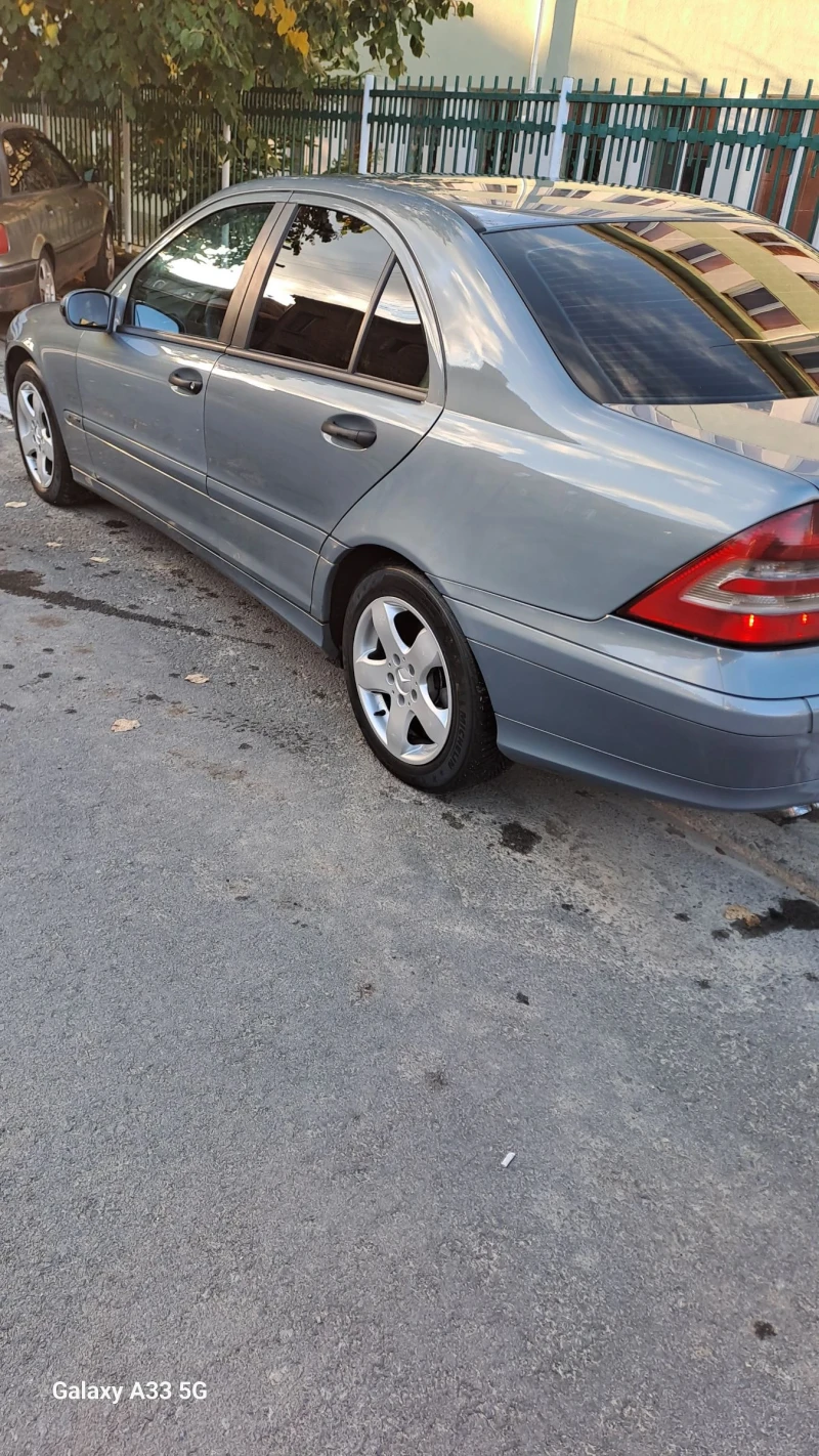 Mercedes-Benz C 270, снимка 4 - Автомобили и джипове - 47454863