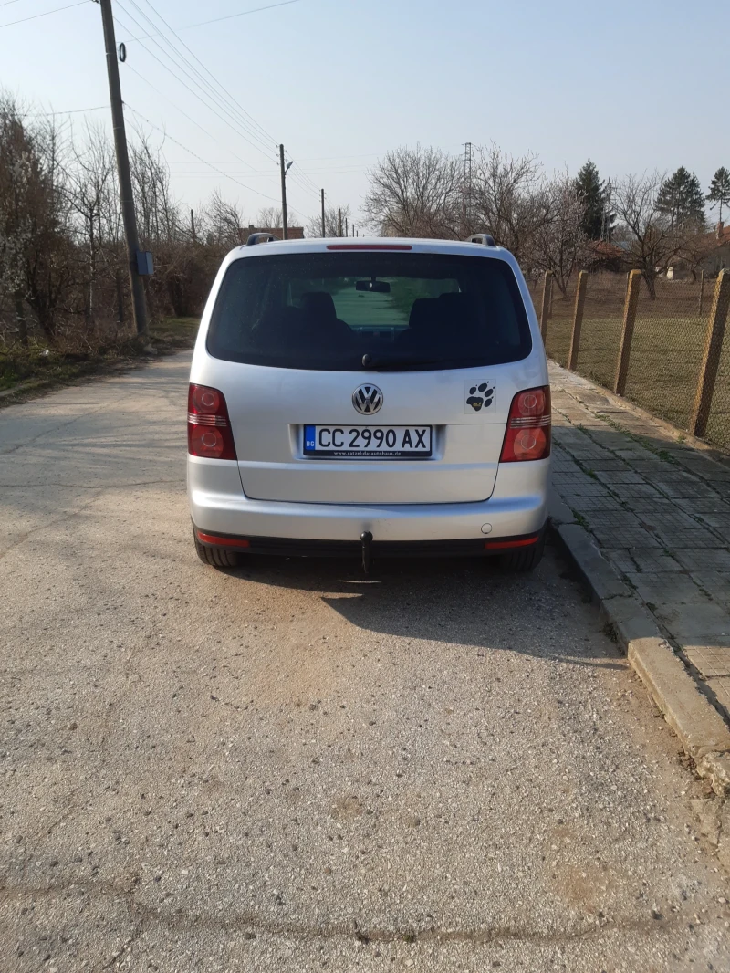 VW Touran 1.4 ТSI, снимка 3 - Автомобили и джипове - 48649388