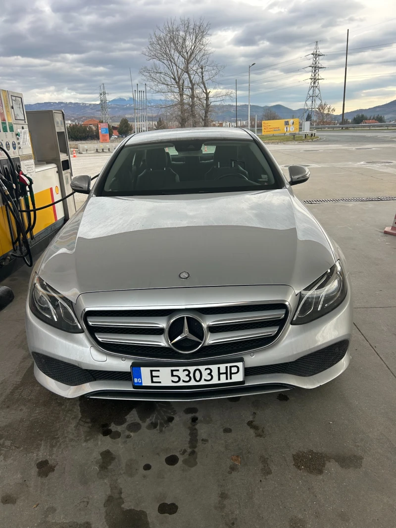 Mercedes-Benz E 200, снимка 8 - Автомобили и джипове - 48885070