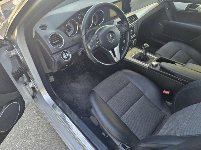 Mercedes-Benz C 200 CDI Avantgarde, снимка 8 - Автомобили и джипове - 52551191