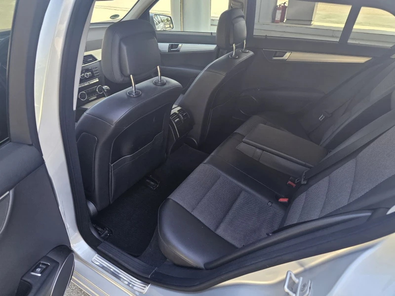Mercedes-Benz C 200 CDI Avantgarde, снимка 9 - Автомобили и джипове - 52551191