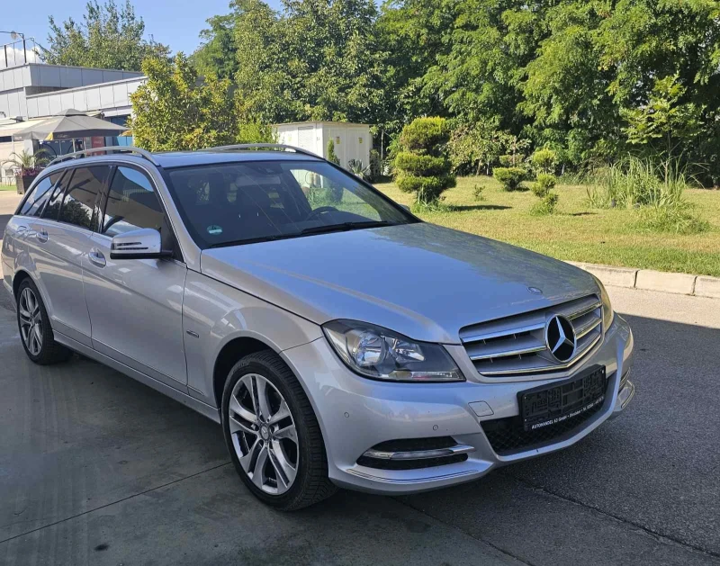 Mercedes-Benz C 200 CDI Avantgarde, снимка 3 - Автомобили и джипове - 52551191