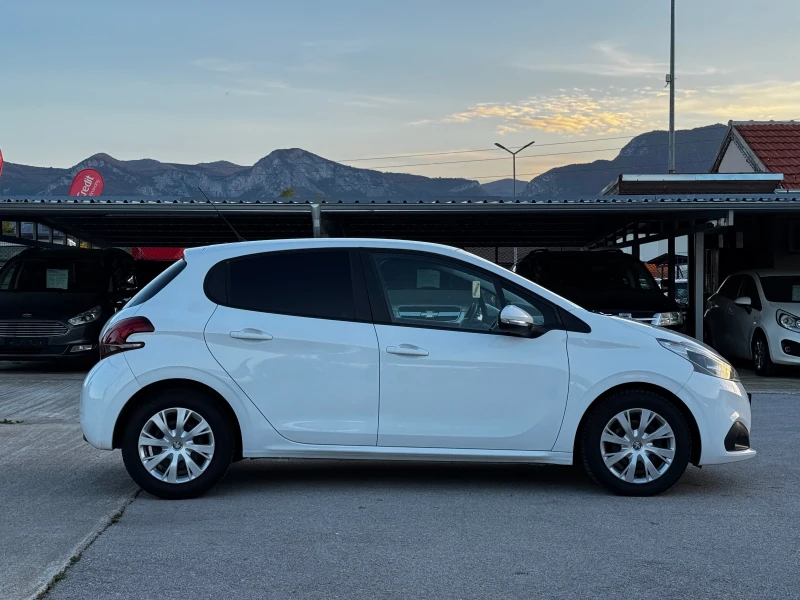 Peugeot 208 1.6HDI ИТАЛИЯ, снимка 4 - Автомобили и джипове - 52124559
