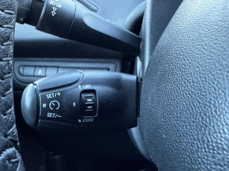 Peugeot 208 1.6HDI ИТАЛИЯ, снимка 14 - Автомобили и джипове - 52124559