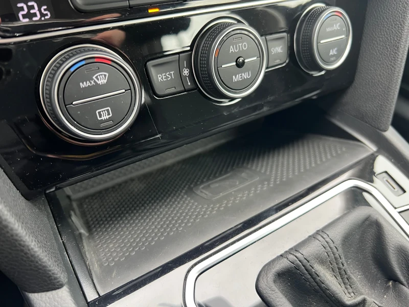 VW Passat Passat , снимка 10 - Автомобили и джипове - 52635666