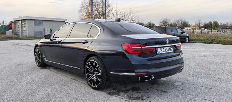 BMW 750 XDrive, снимка 6 - Автомобили и джипове - 52640975