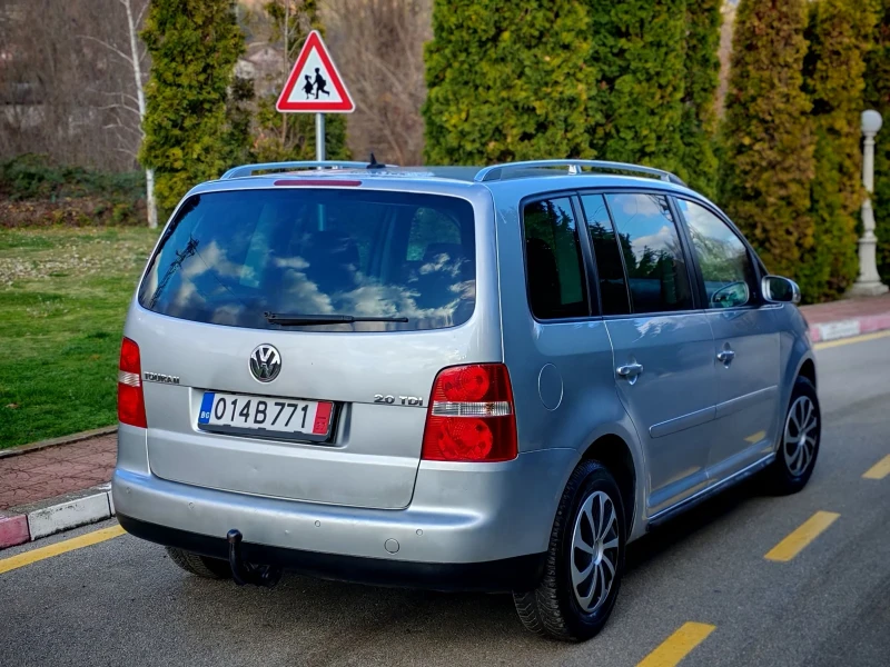 VW Touran 2.0TDI(140)* HIGHLINE* XENON* НОВ ВНОС* , снимка 6 - Автомобили и джипове - 52760169