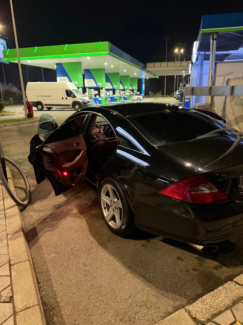 Mercedes-Benz CLS 320, снимка 7 - Автомобили и джипове - 52894683
