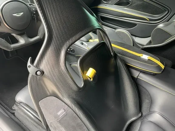 Aston Martin DBS = Ultimate = 1 of 199 Гаранция - изображение 10