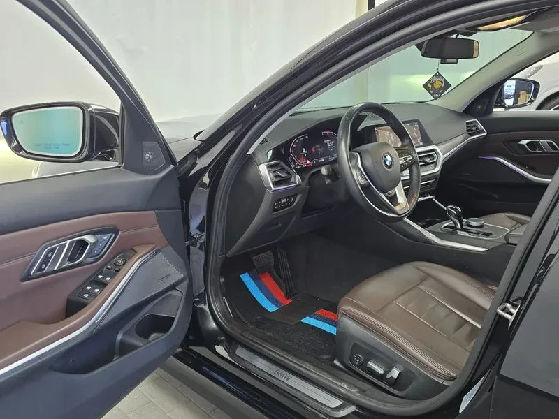 BMW 320 d/ DIGI/ PANO/ HEAD UP/ �����/ ������� | Mobile.bg � ����������� 10