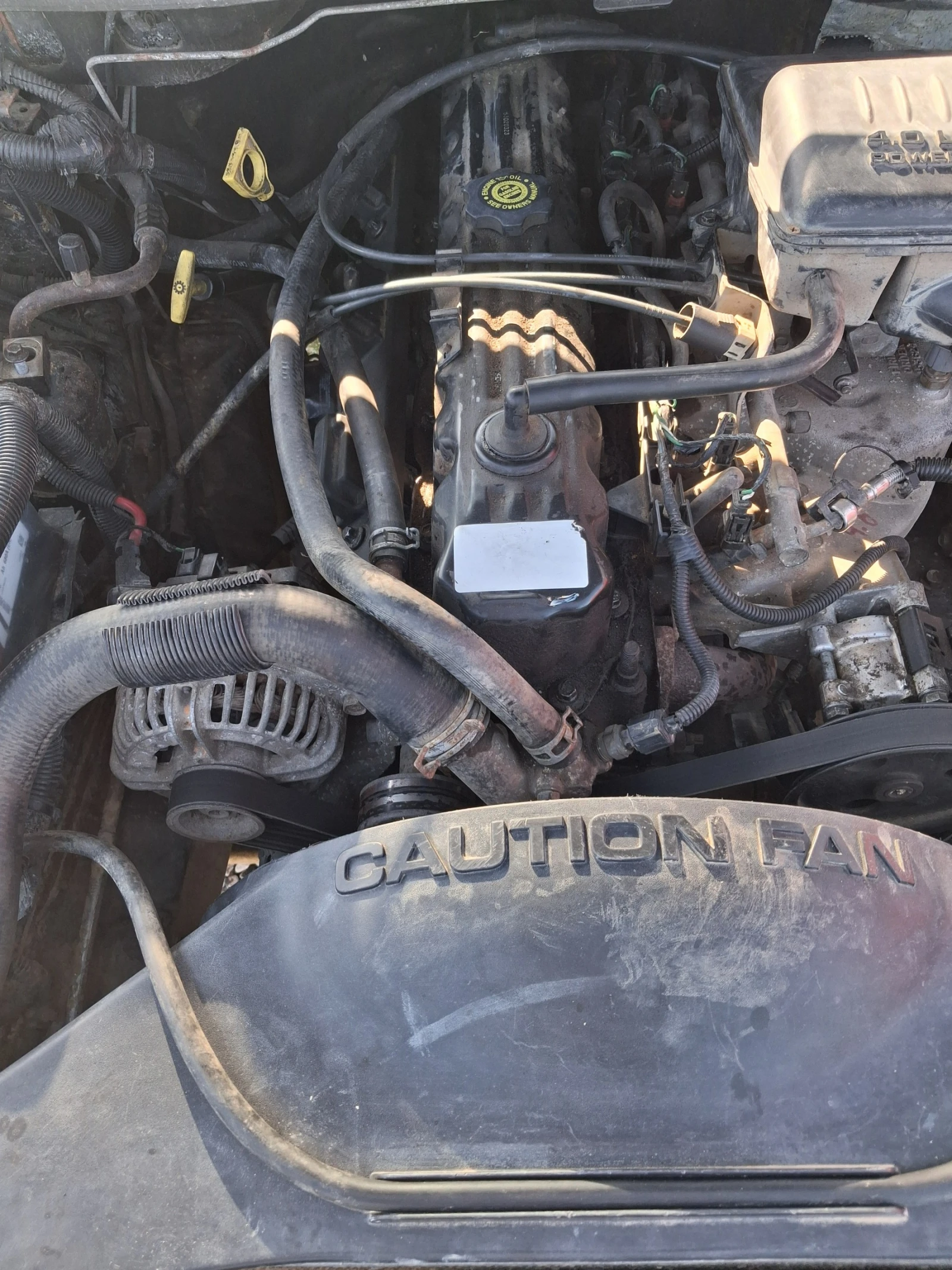 Jeep Grand cherokee 4.0, снимка 4 - Автомобили и джипове - 42818747