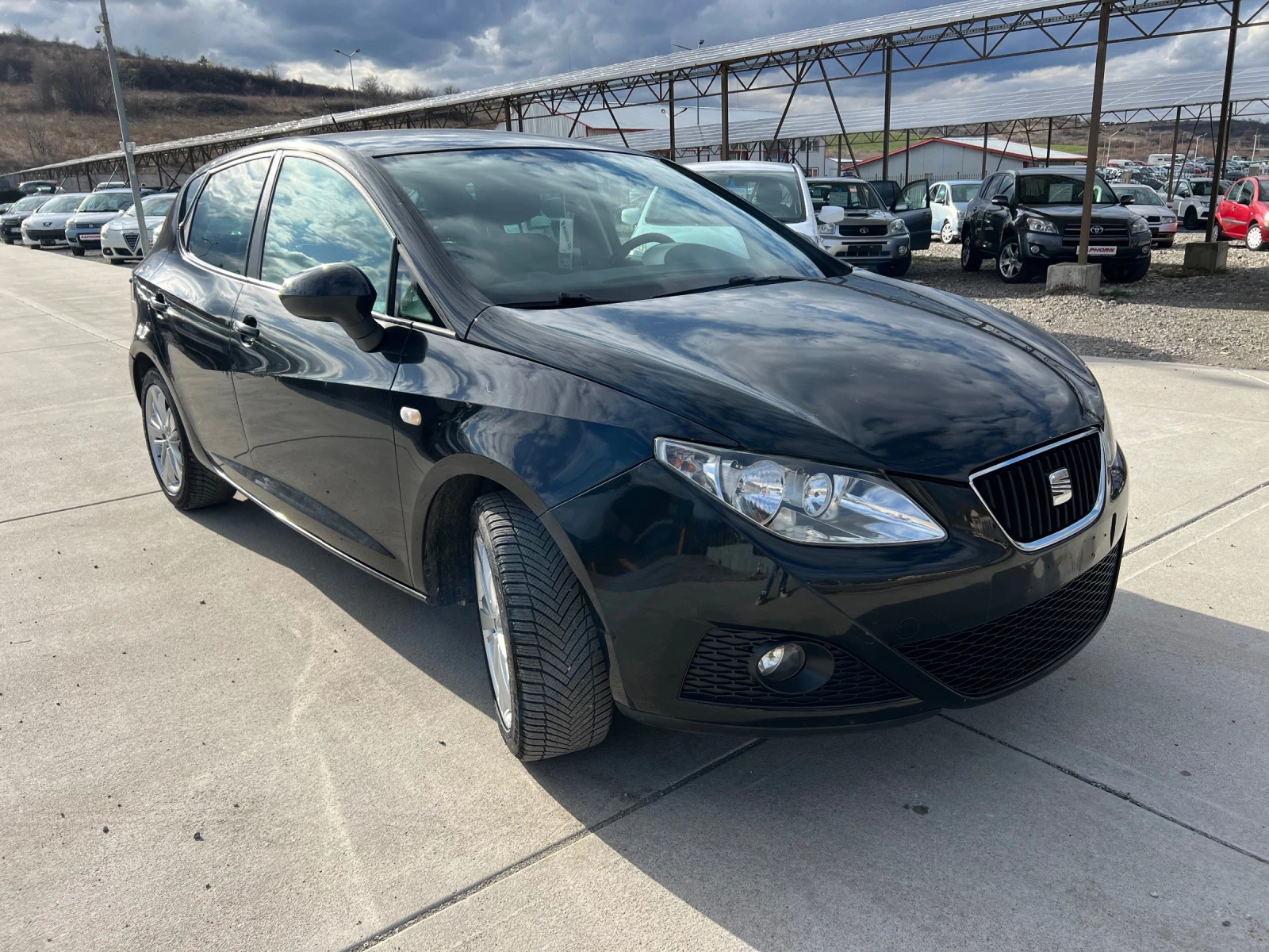 Seat Ibiza 1.4TFSI Benz/GPL - изображение 7