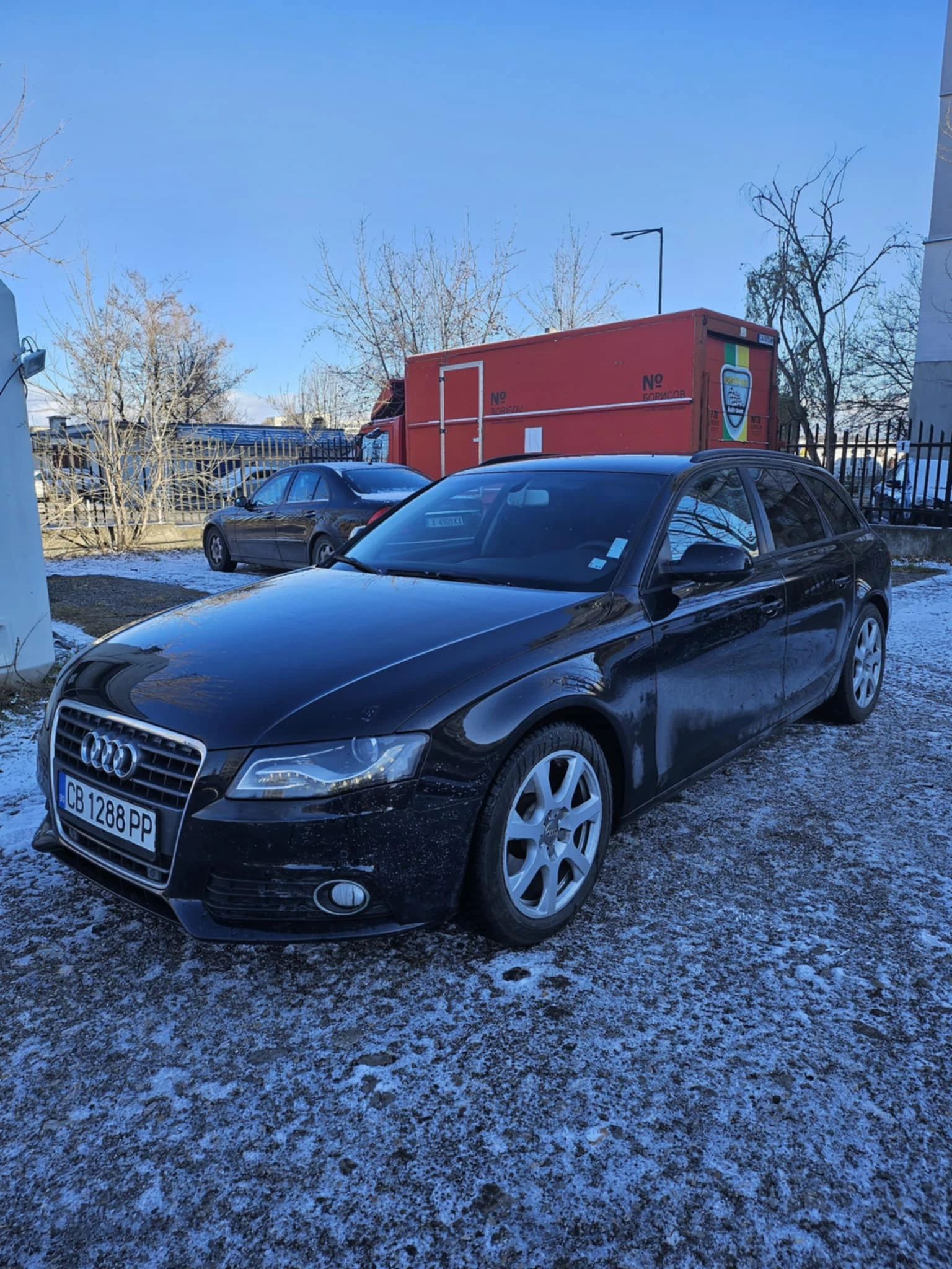 Audi A4 Комби - изображение 2