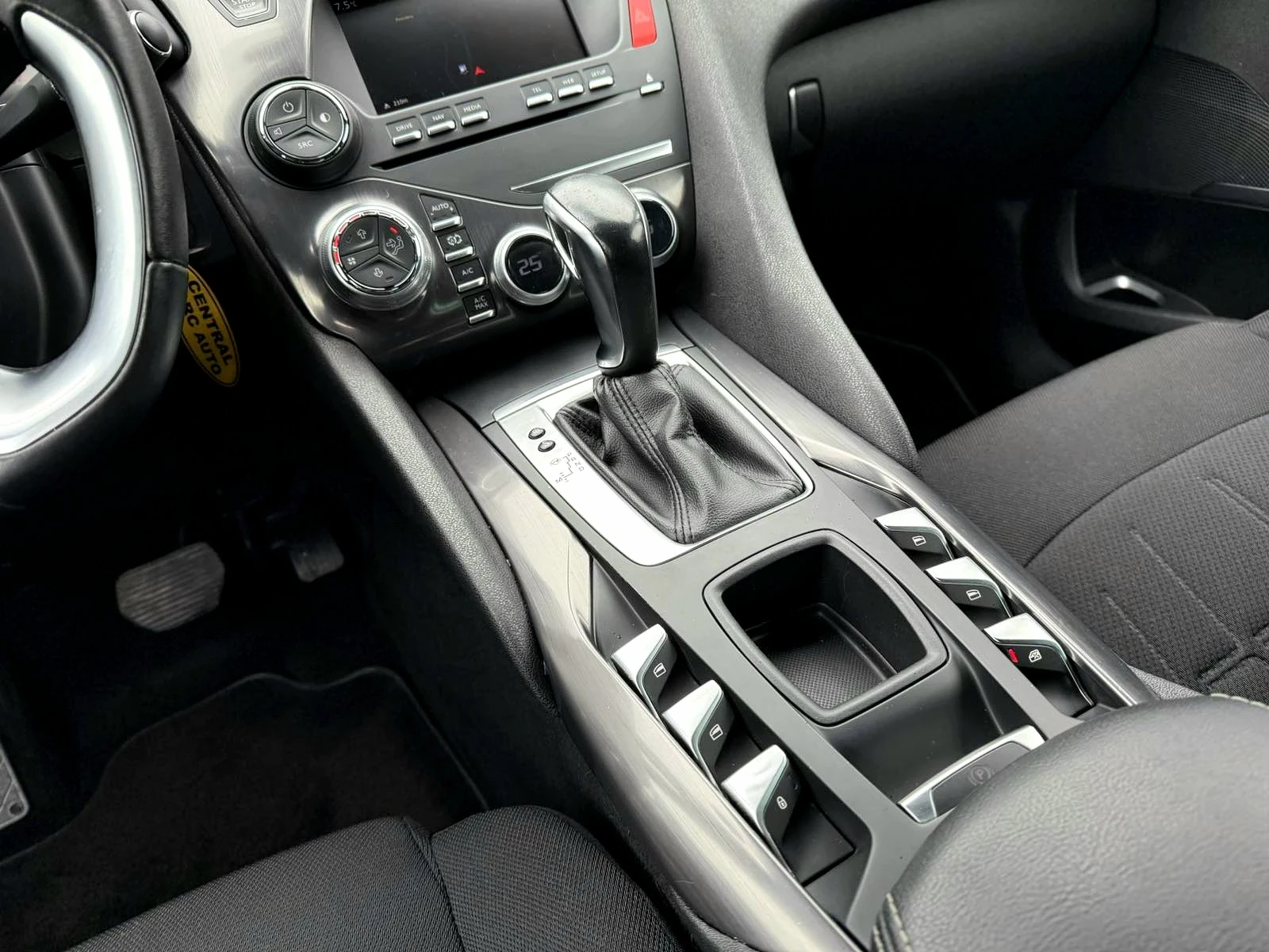 Citroen DS5 2.0blueHDI-180к.с., FACELIFT  | Mobile.bg — изображение 11