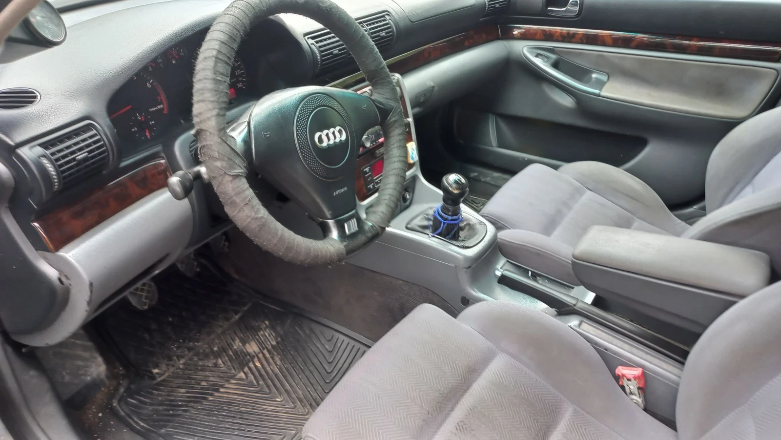 Audi A4 1.8T 150к.с. - изображение 5