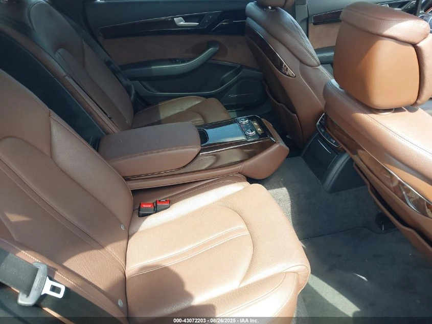 Audi A8 Long/MATRIX/DISTRONIC/ОБДУХВАНЕ - изображение 10