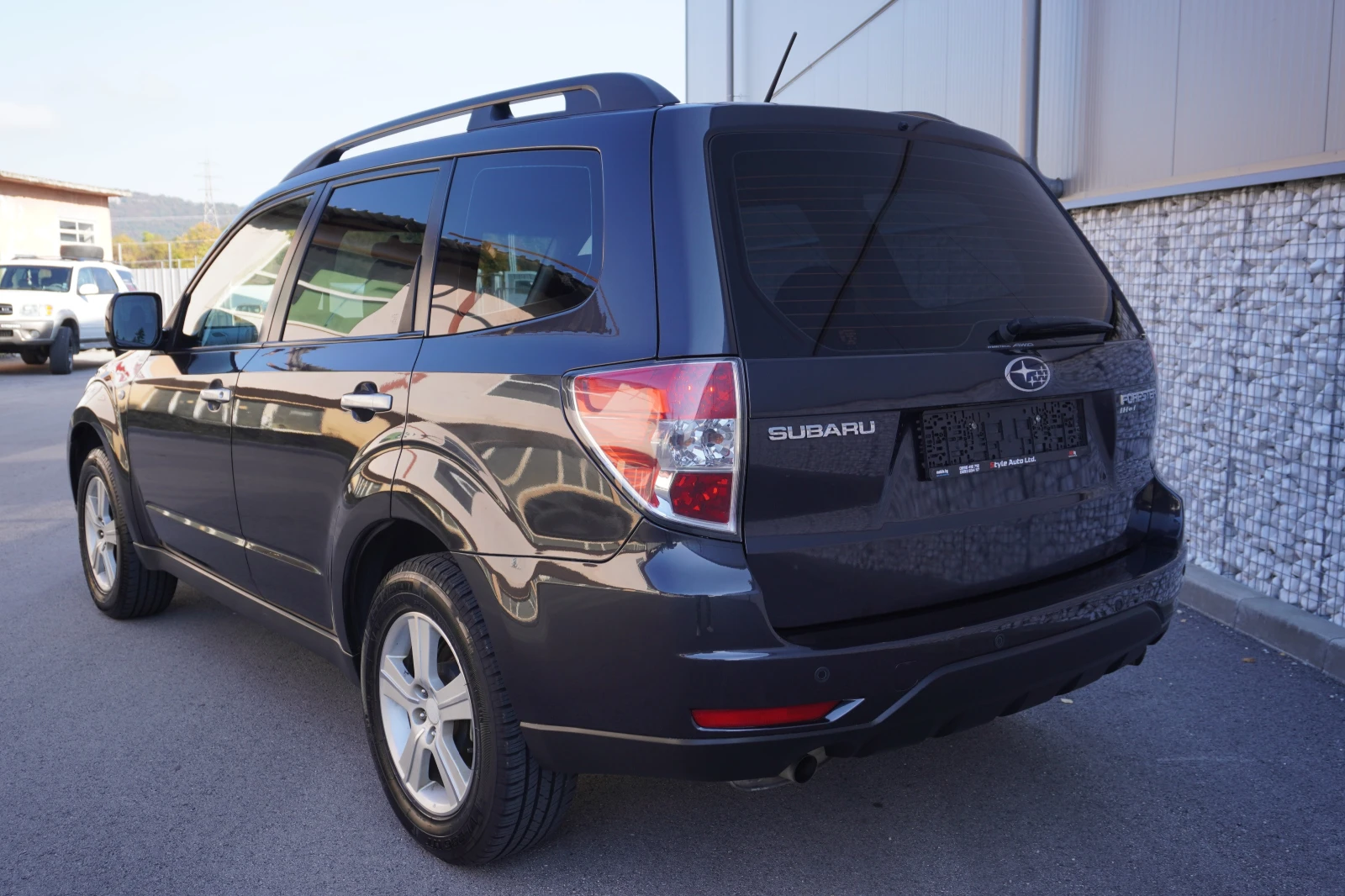 Subaru Forester 2.0i Bi-Fuel AWD ИТАЛИЯ! - изображение 3