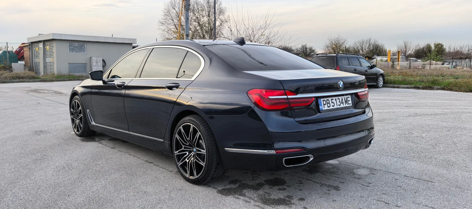 BMW 750 XDrive | Mobile.bg   6