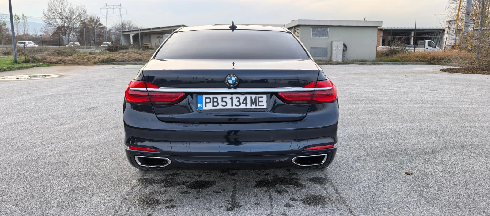 BMW 750 XDrive | Mobile.bg   5