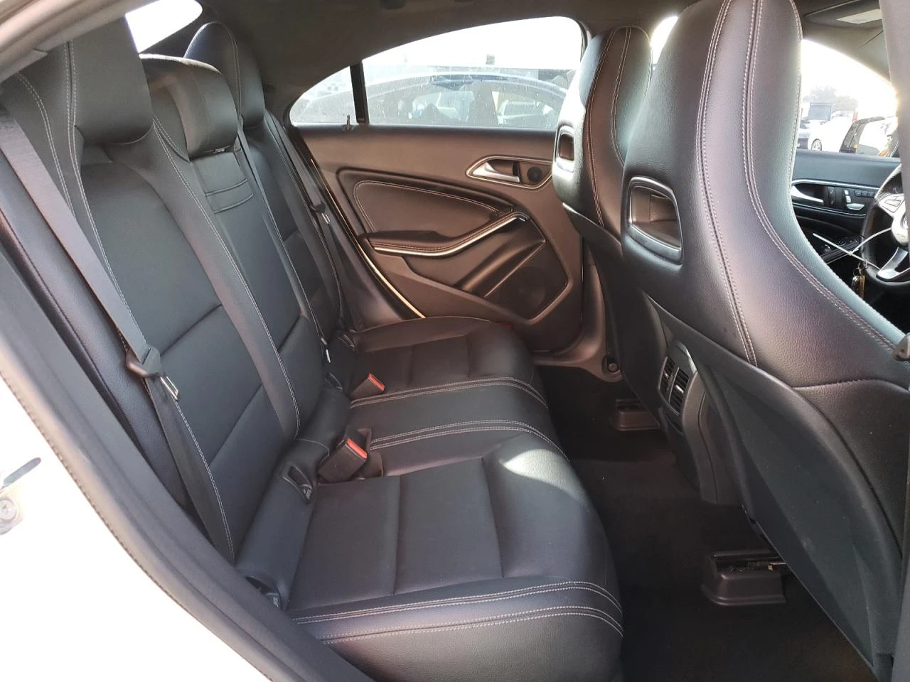 Mercedes-Benz CLA 250 AMG-PACK/HARMAN KARDON/KEYLESS/PODGREV - изображение 10