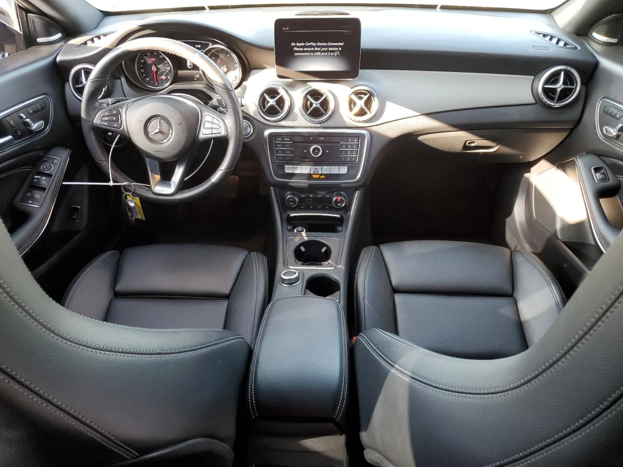 Mercedes-Benz CLA 250 AMG-PACK/HARMAN KARDON/KEYLESS/PODGREV - изображение 8