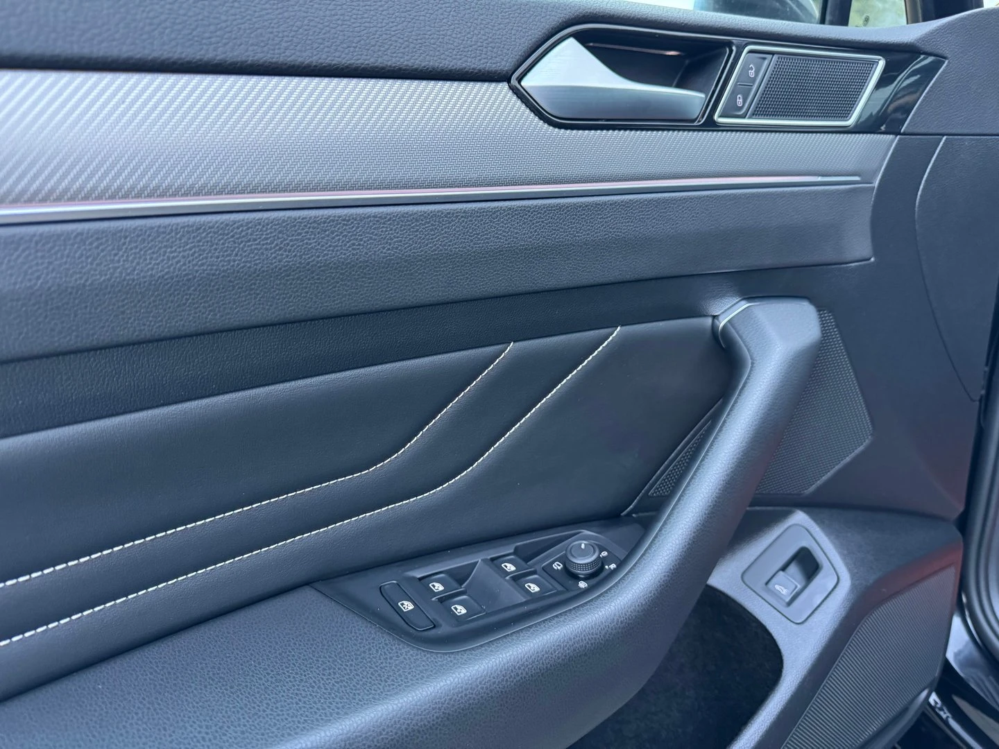 VW Passat VW Passat Var. Business 2.0TDI SCR 4MOT DSG, снимка 6 - Автомобили и джипове - 53322505