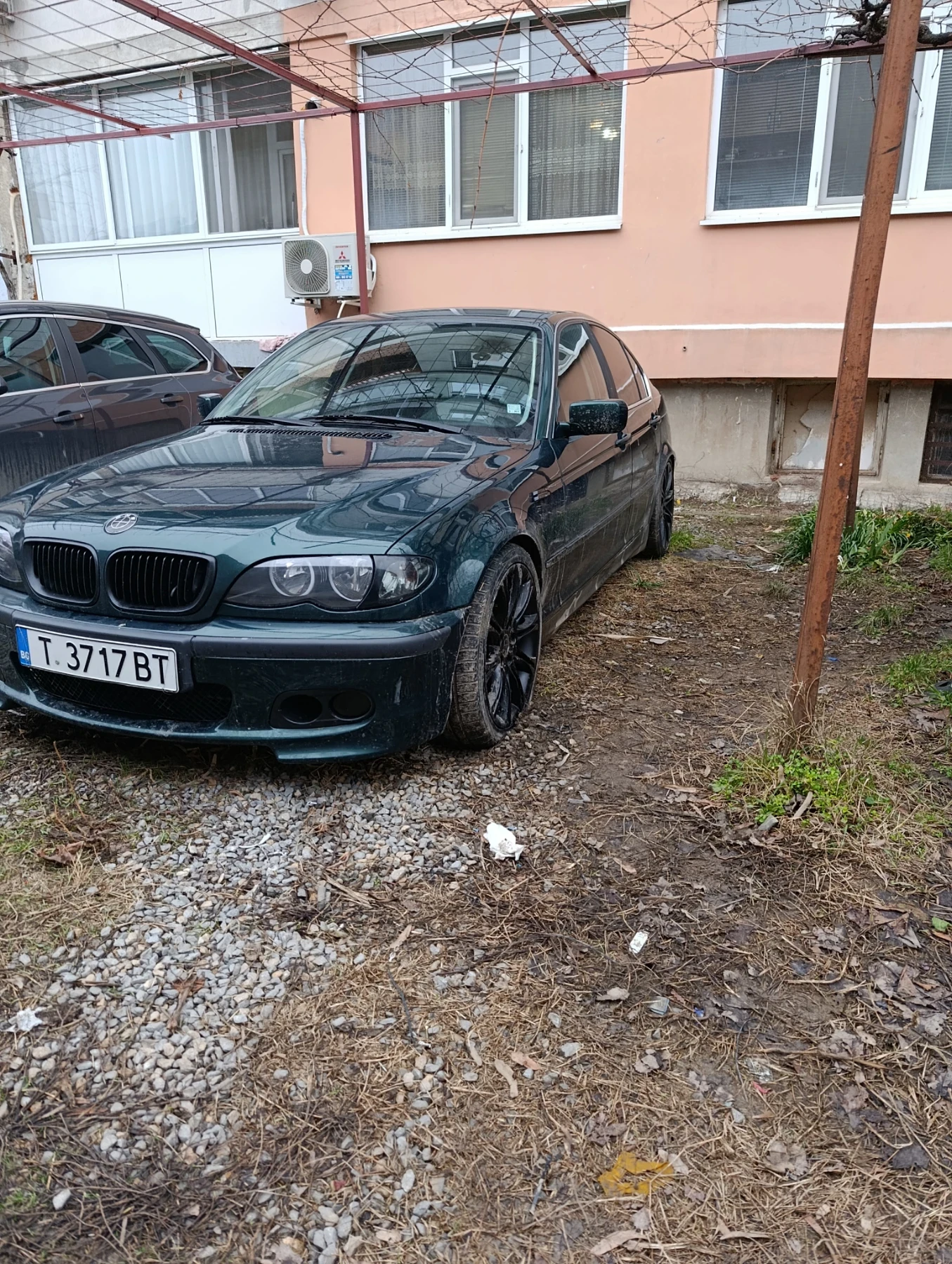 BMW 323  - изображение 2