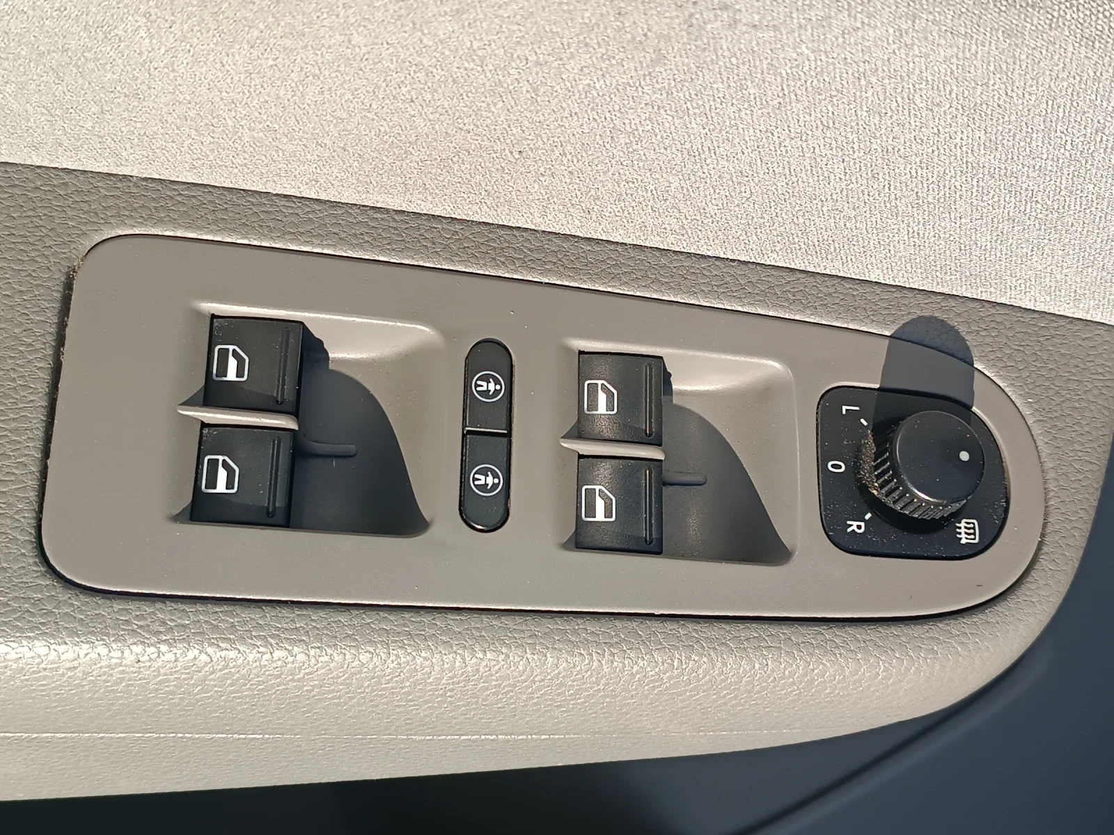 Seat Alhambra 2.0 tDi, ПЕРФЕКТЕН, ЛИЗИНГ  - изображение 7