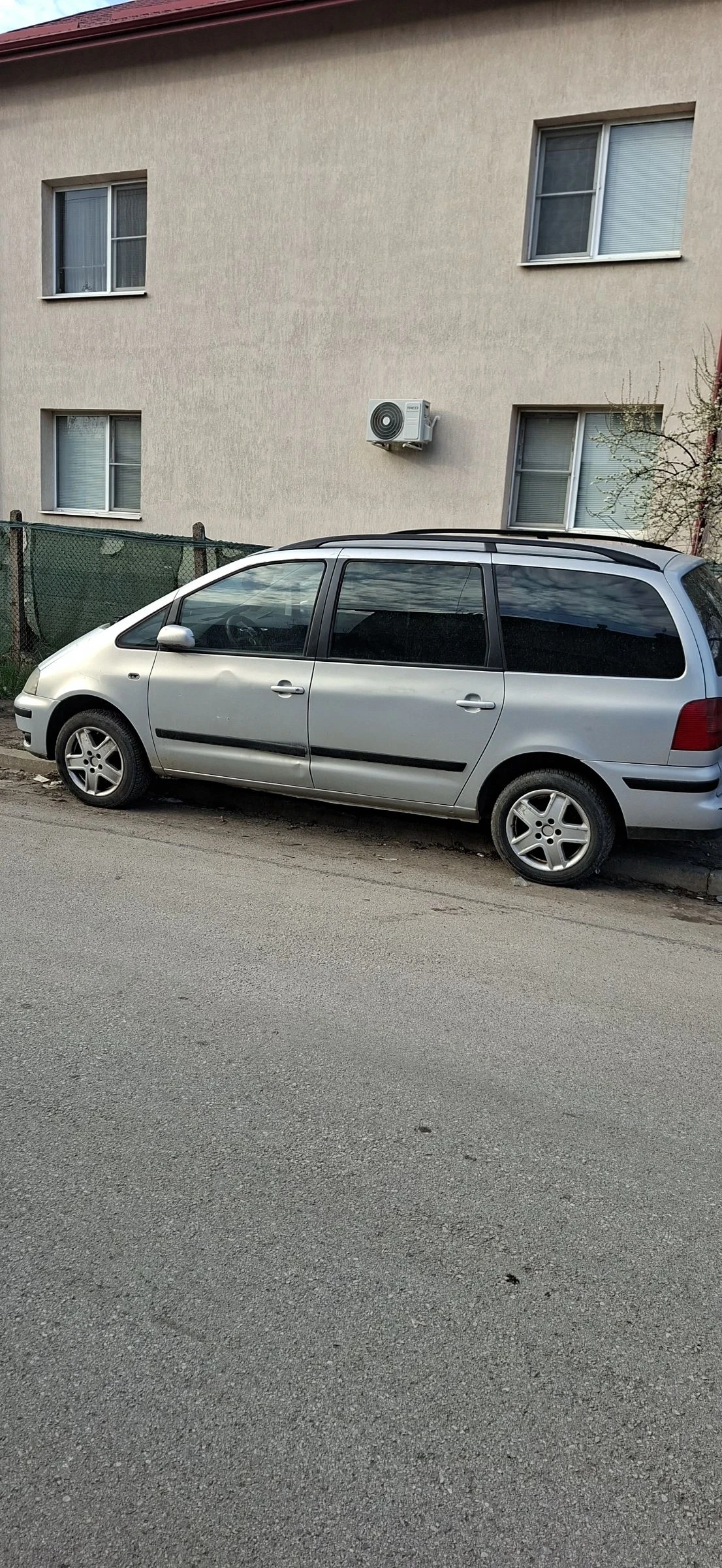 VW Sharan 1.9 Tdi 131 6ск., снимка 5 - Автомобили и джипове - 53976390