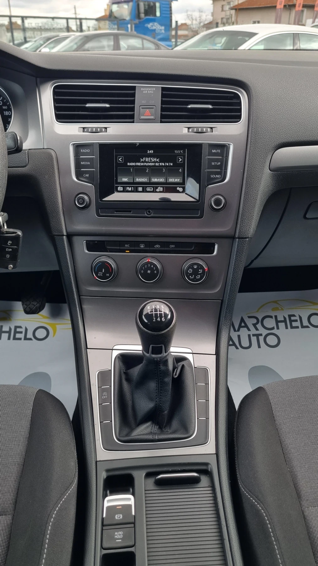 VW Golf 1.4 TGI* ПЪЛНА ГАРАНЦИЯ* , снимка 14 - Автомобили и джипове - 54007233