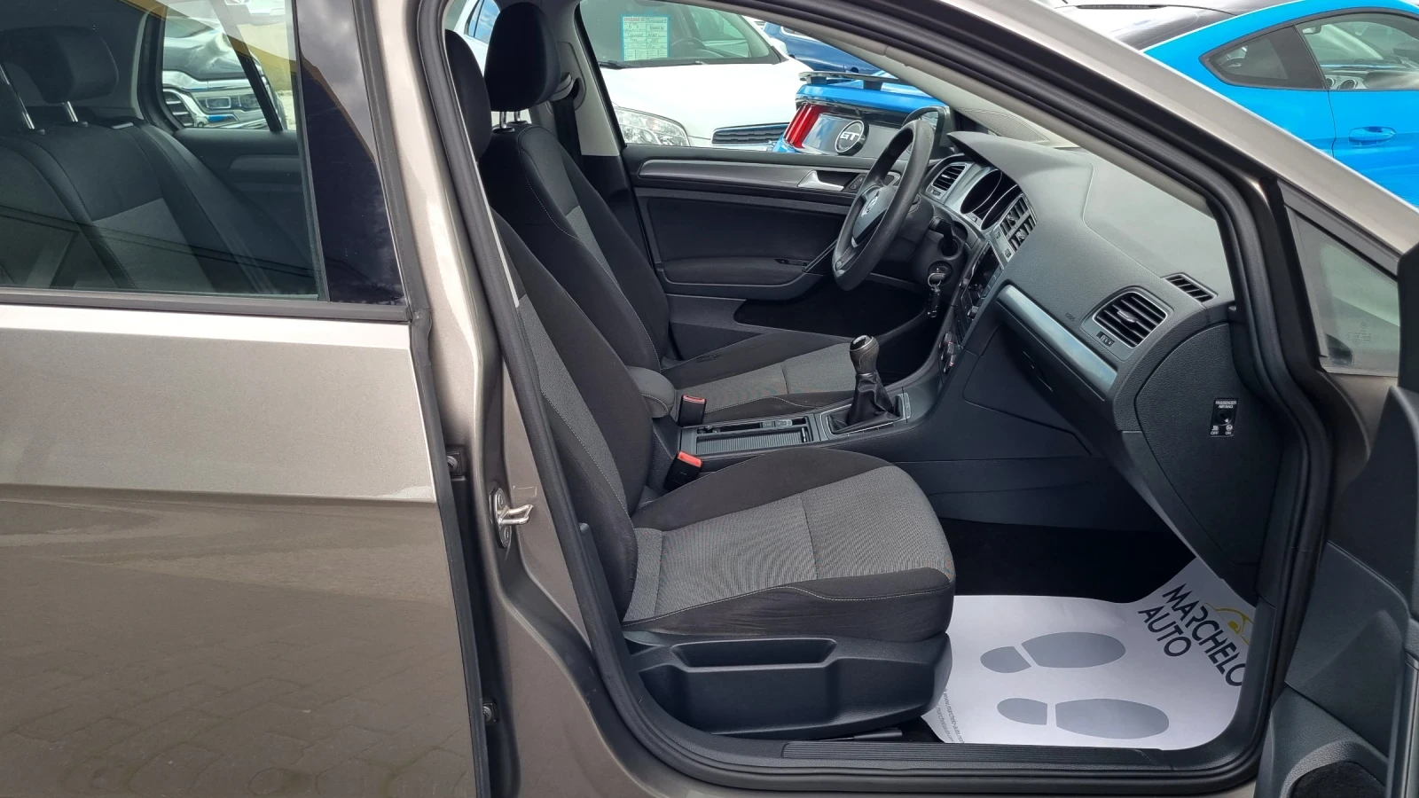 VW Golf 1.4 TGI* ПЪЛНА ГАРАНЦИЯ* , снимка 9 - Автомобили и джипове - 54007233