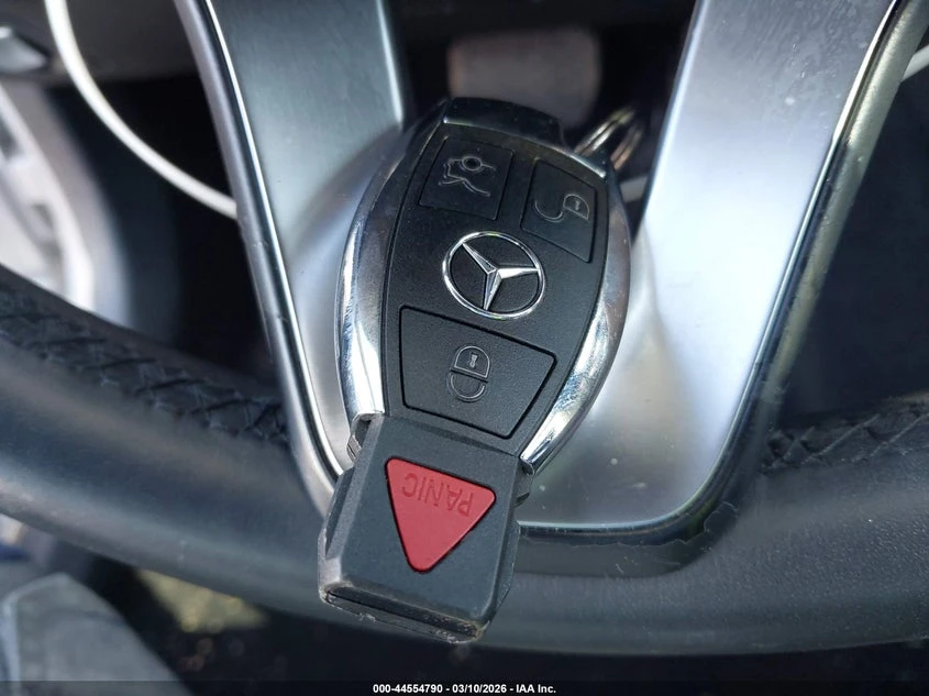 Mercedes-Benz C 300 2.0L I-4 DI, DOHC, VVT, TURBO, 241HP All Wheel | Mobile.bg � ����������� 11