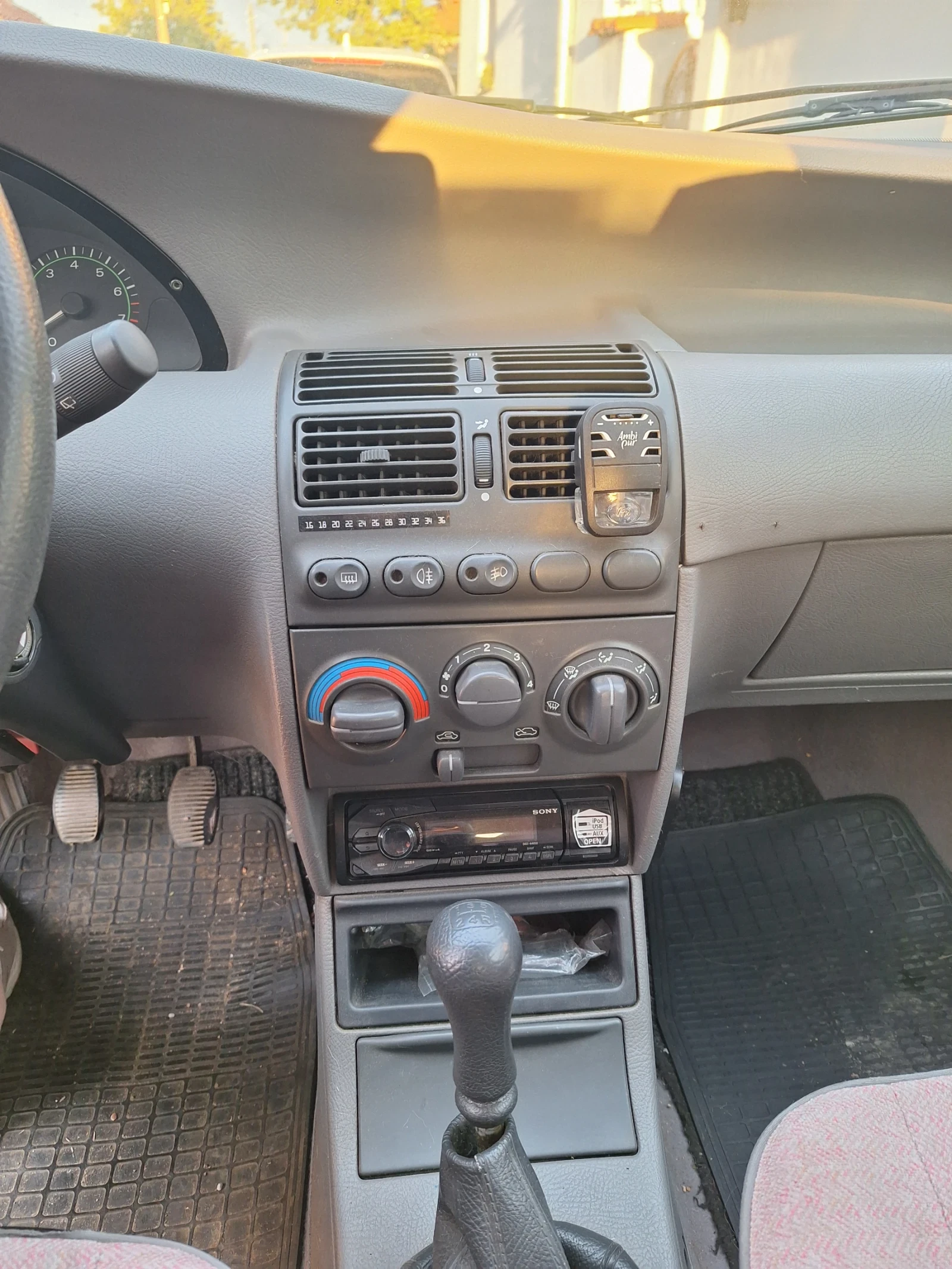 Fiat Punto, снимка 2 - Автомобили и джипове - 54156505