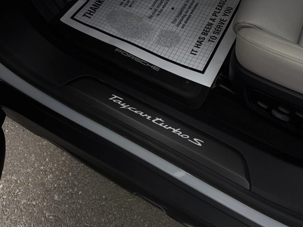 Porsche Taycan  Turbo S Cross Turismo Wagon AWD, снимка 11 - Автомобили и джипове - 54205687