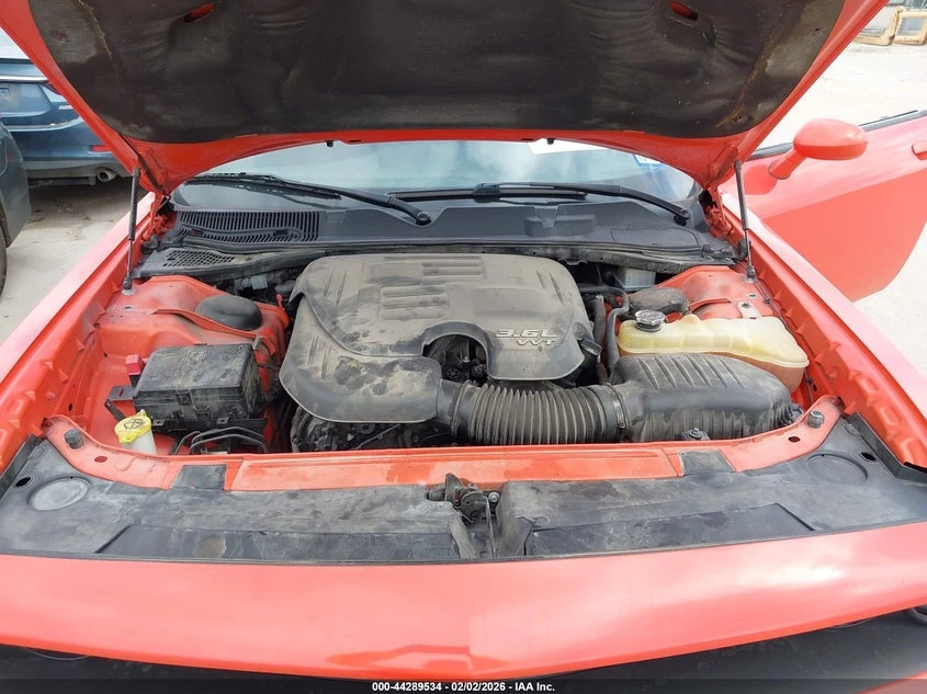 Dodge Challenger 3.6l Sxt, снимка 10 - Автомобили и джипове - 54307665