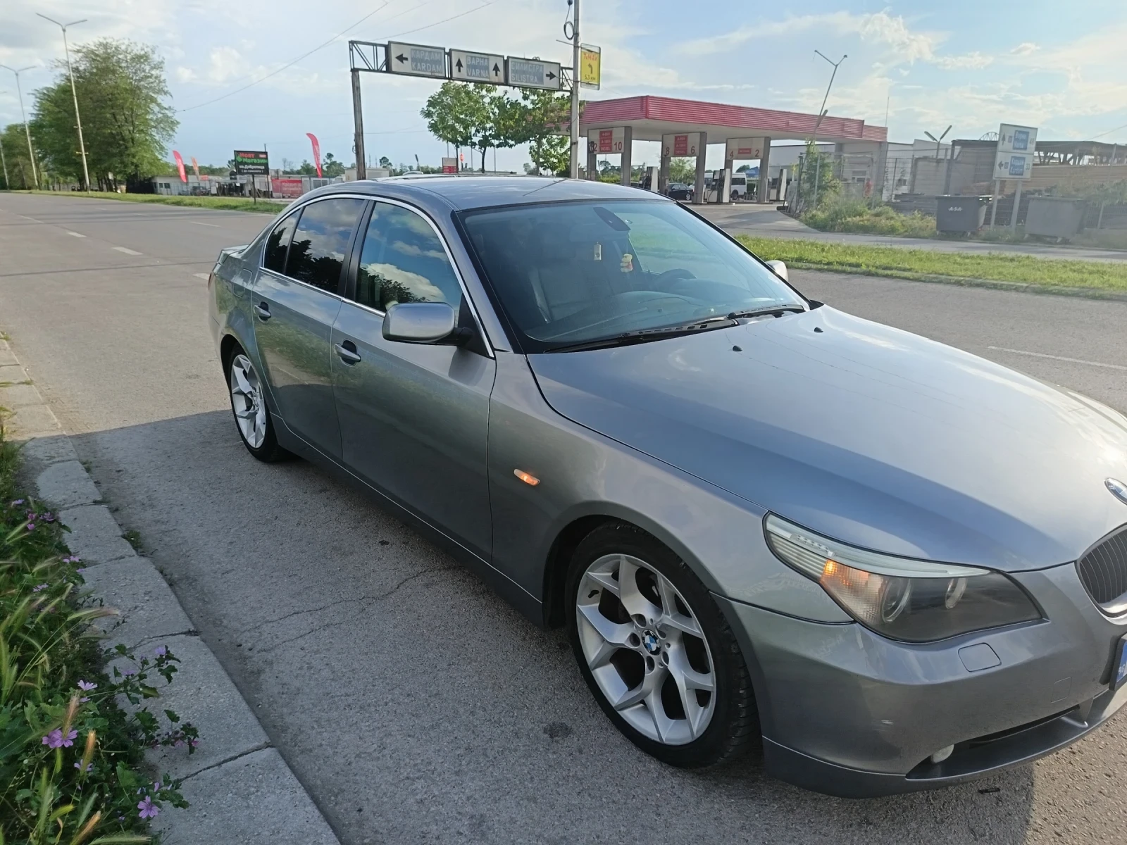 BMW 525, снимка 2 - Автомобили и джипове - 54526432