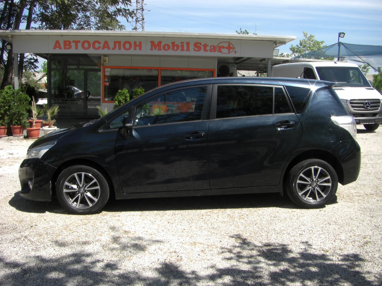 Toyota Verso 1.6 D4D NAVI KAMERA 6ck.7MECTA, снимка 2 - Автомобили и джипове - 54553319
