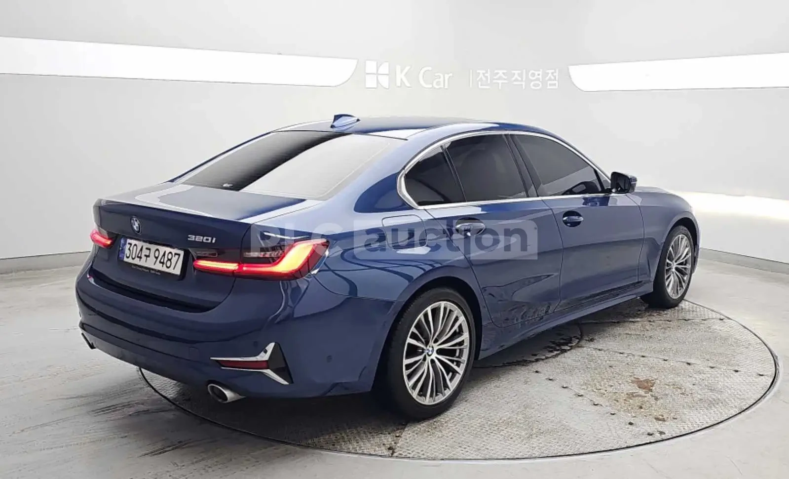 BMW 320 ПОДГРЕВИ * ПАНО * KEYLESS * , снимка 4 - Автомобили и джипове - 54555293