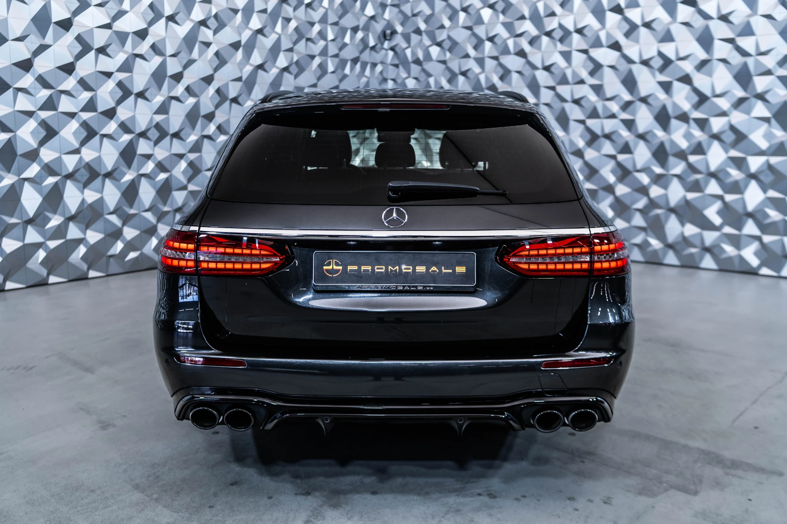Mercedes-Benz E 53 AMG T 4М+ Печка Burmester Pano, снимка 6 - Автомобили и джипове - 54631227