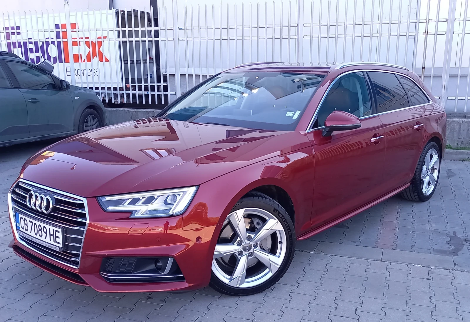 Audi A4, снимка 2 - Автомобили и джипове - 54647070