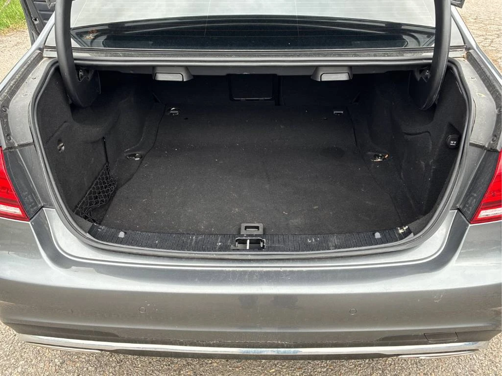 Mercedes-Benz E 250 BlueTEC * CARFAX* ОПЦИЯ ЗА ФИНАНСИРАНЕ* , снимка 15 - Автомобили и джипове - 54691668