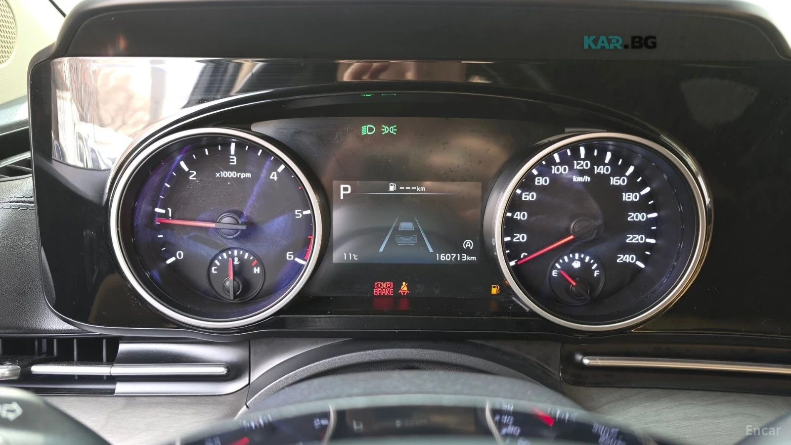 Kia Carnival PRESTIGE* 9-SEATER* DRIVE-ASSISTS* REAR-CAMERA* , снимка 8 - Автомобили и джипове - 54883684