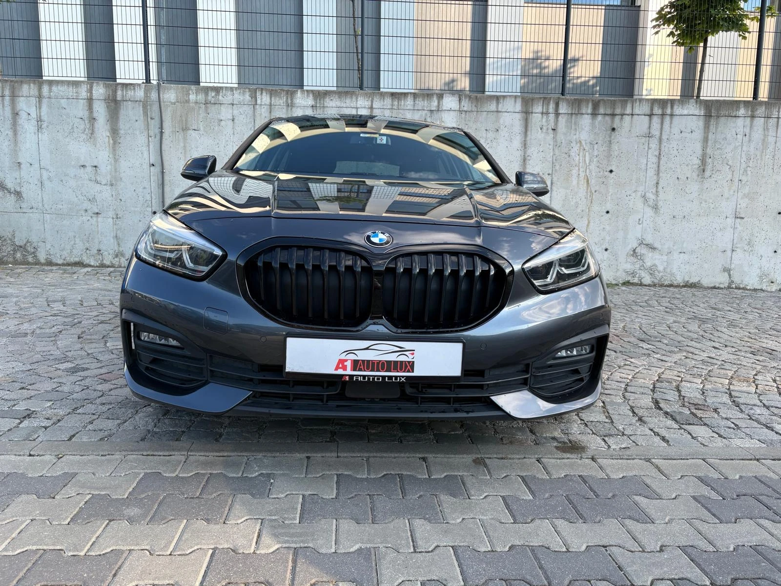 BMW 120 xDRIVE/LED/NAVI/Multy/Full / 75 хил.км.!!!, снимка 5 - Автомобили и джипове - 55073201