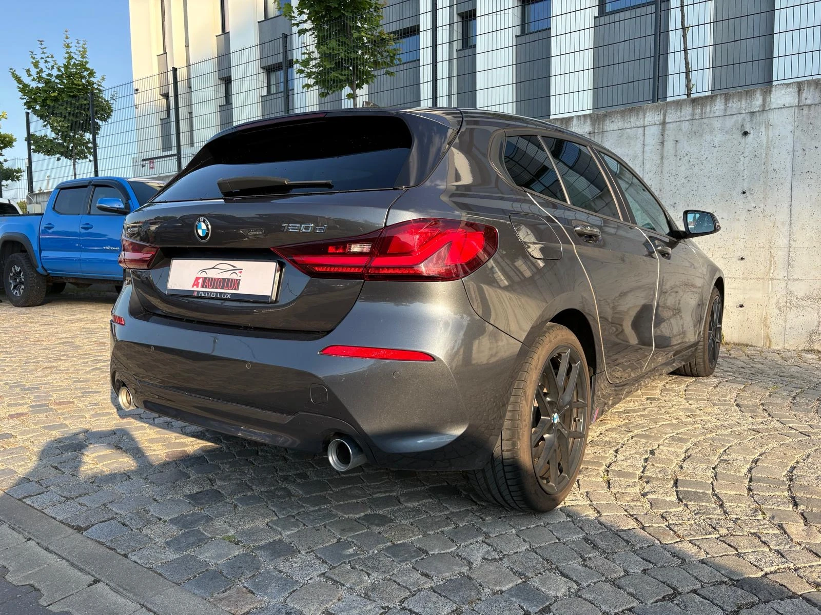 BMW 120 xDRIVE/LED/NAVI/Multy/Full / 75 хил.км.!!!, снимка 2 - Автомобили и джипове - 55073201