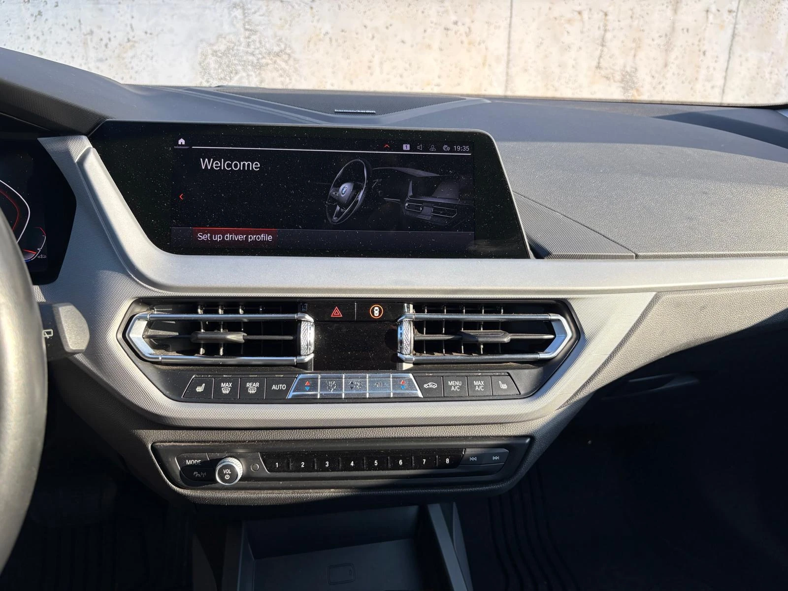 BMW 120 xDRIVE/LED/NAVI/Multy/Full / 75 хил.км.!!!, снимка 9 - Автомобили и джипове - 55073201