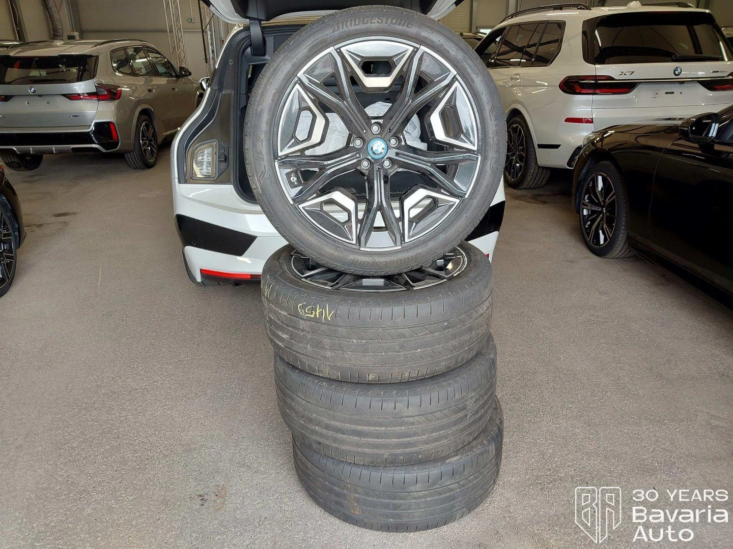 BMW iX M60 xDrive Sport, снимка 17 - Автомобили и джипове - 55282374