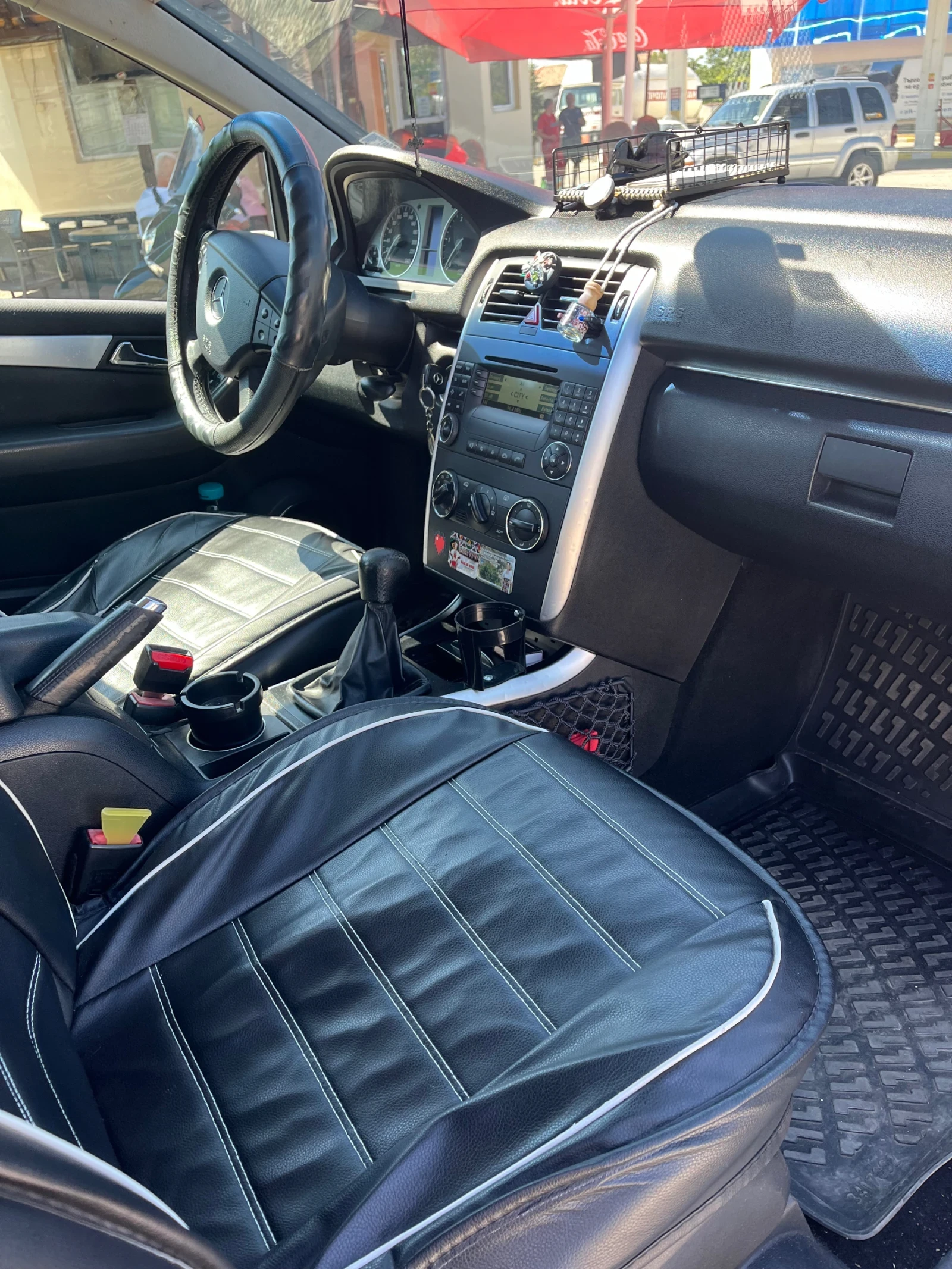 Mercedes-Benz B 180, снимка 8 - Автомобили и джипове - 55508023