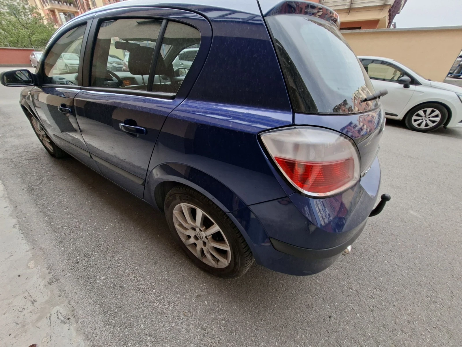 Opel Astra, снимка 5 - Автомобили и джипове - 55791763
